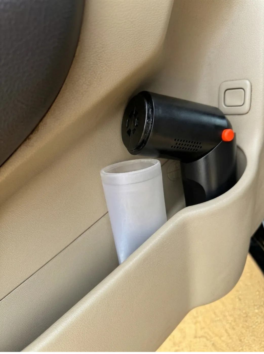 Dasox in door pocket