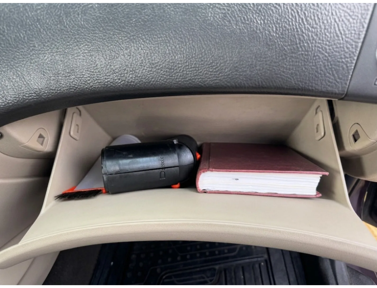 Dasox in glovebox